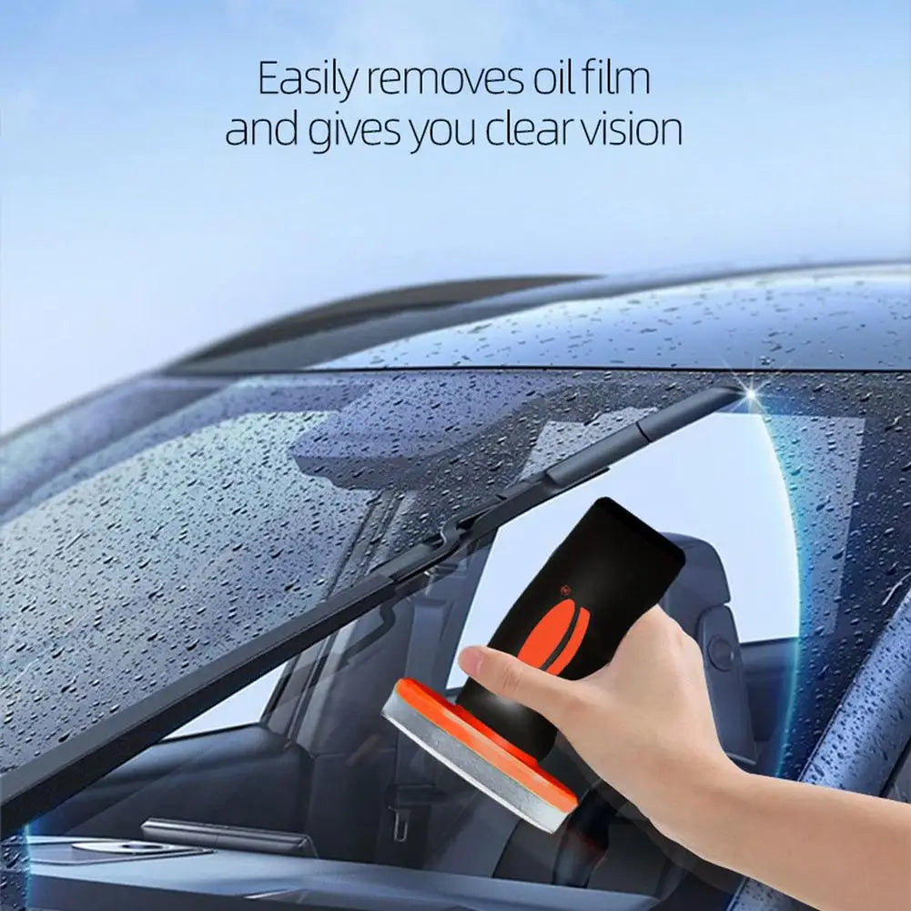 GlassPure™ — Applicateur Anti-Pluie & Anti-Film Gras pour Vitres Auto